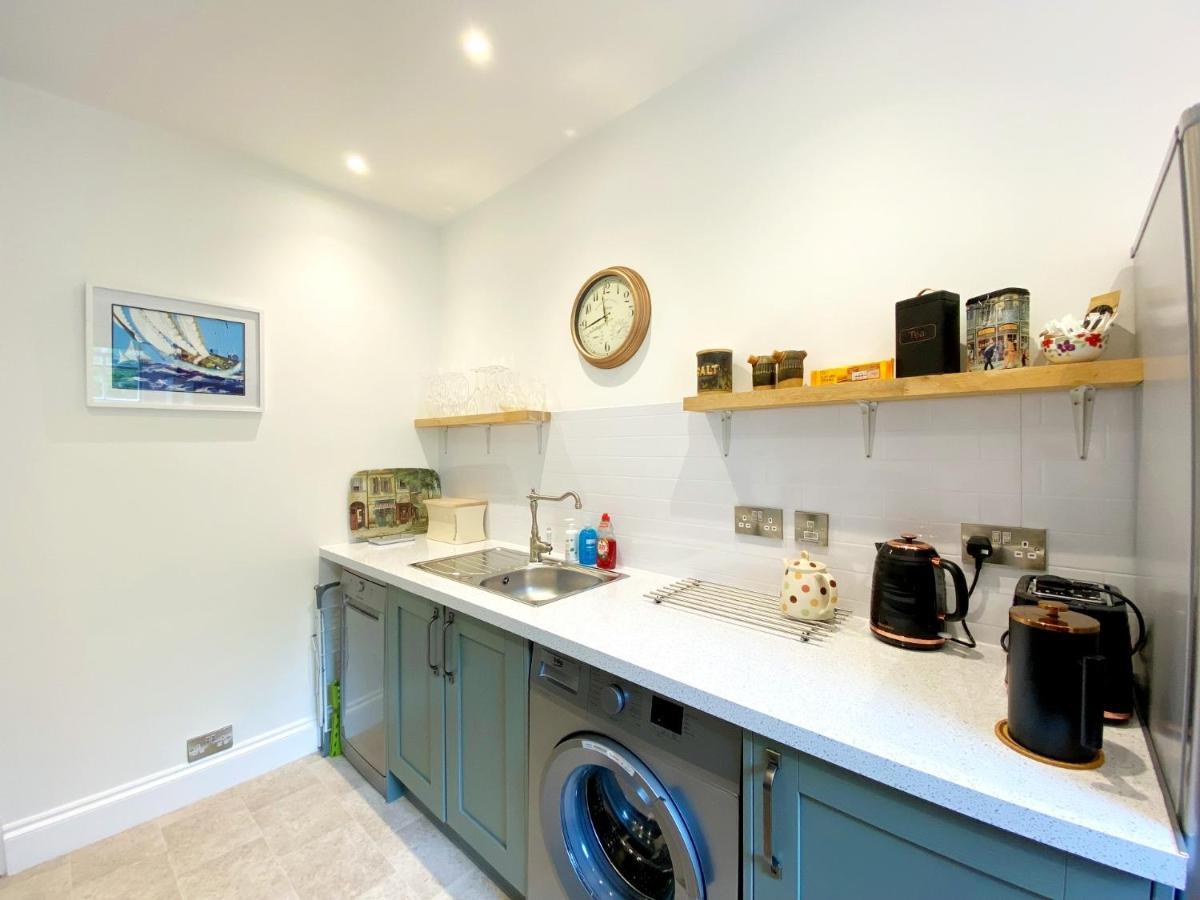 Tramontane Apartment At Hesketh Crescent Torquay Buitenkant foto