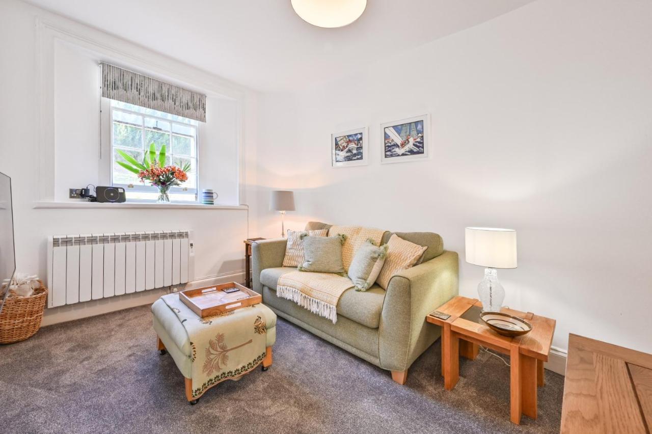 Tramontane Apartment At Hesketh Crescent Torquay Buitenkant foto