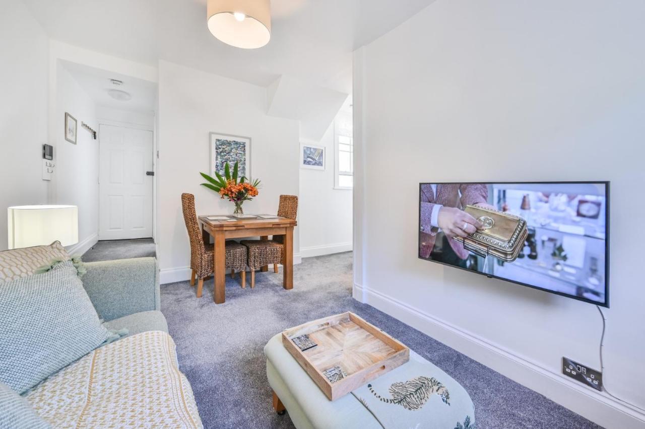 Tramontane Apartment At Hesketh Crescent Torquay Buitenkant foto
