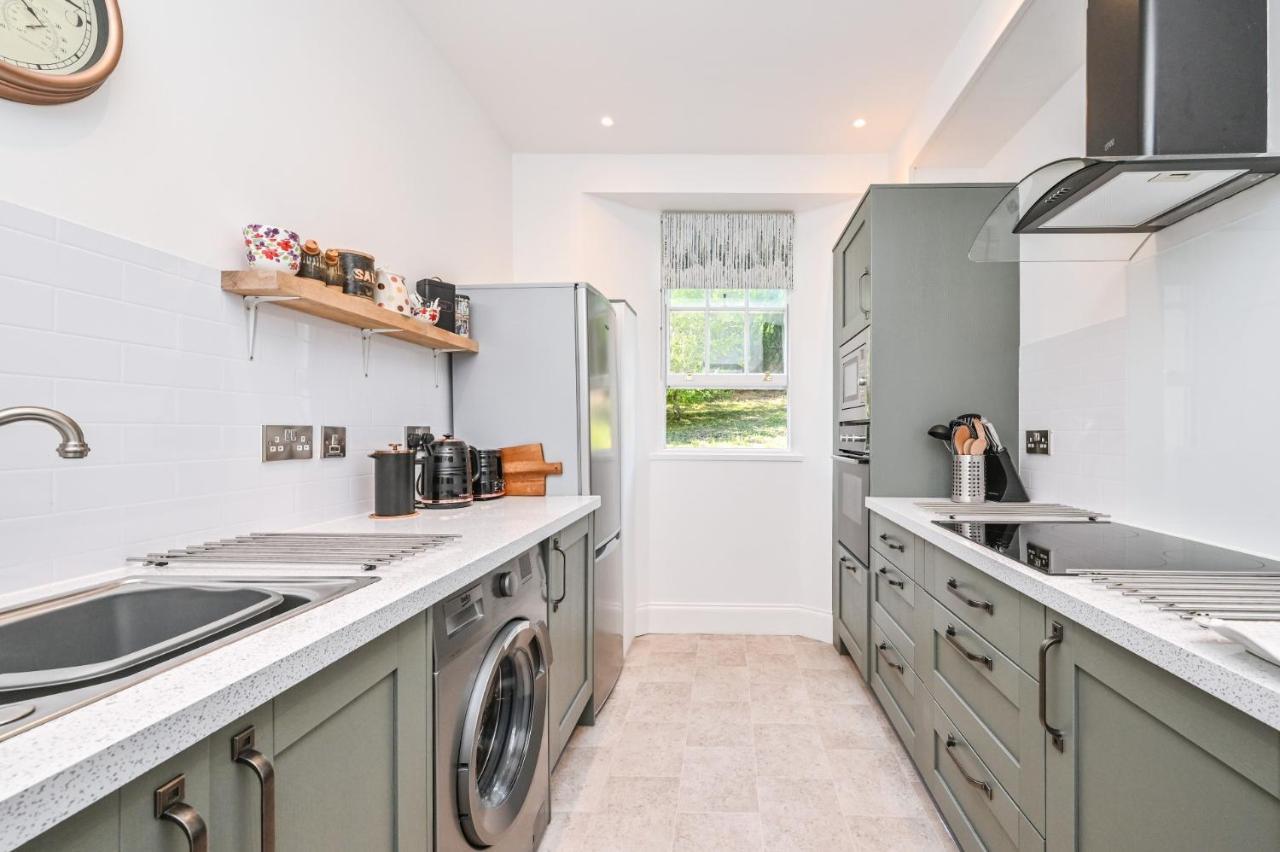 Tramontane Apartment At Hesketh Crescent Torquay Buitenkant foto