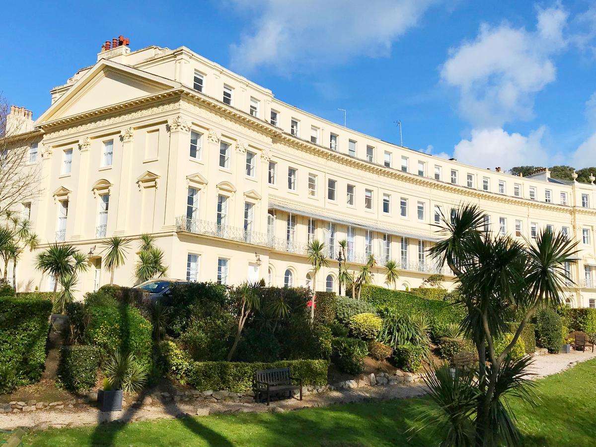 Tramontane Apartment At Hesketh Crescent Torquay Buitenkant foto